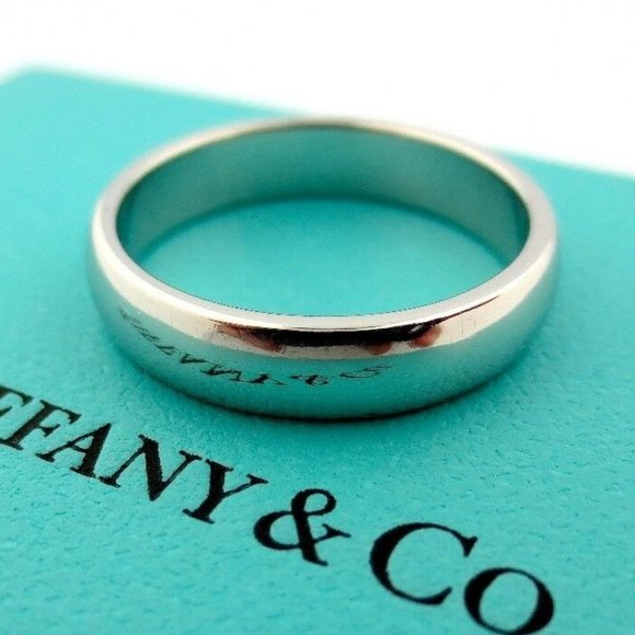 Lucida Platinum 4.5mm Wedding Engagement Eternity